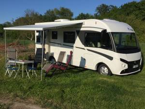 MARCHEPIED d'un camping car [Résolu]