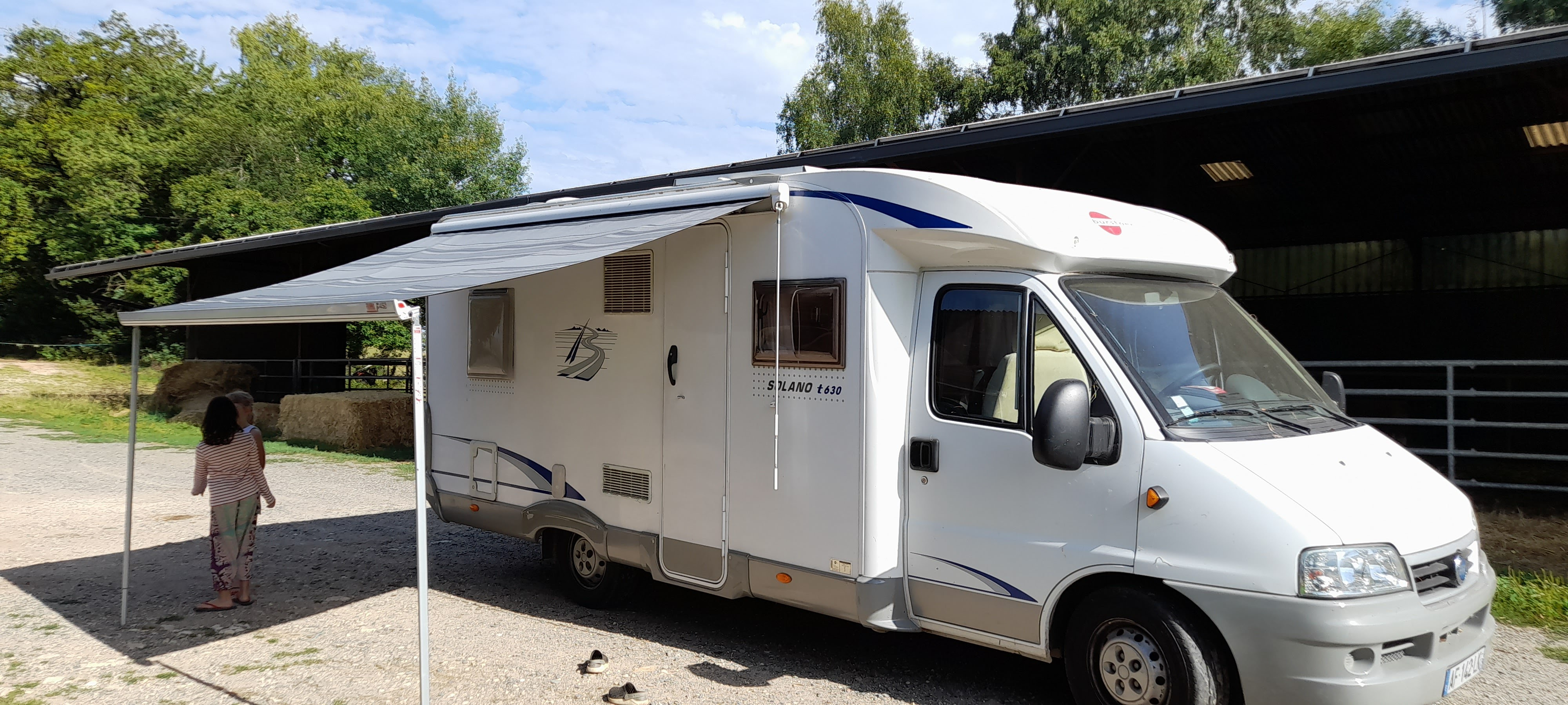 Vente BURSTNER SOLANO Mourjou, Auvergne-Rhône-Alpes (15) - Wikicampers