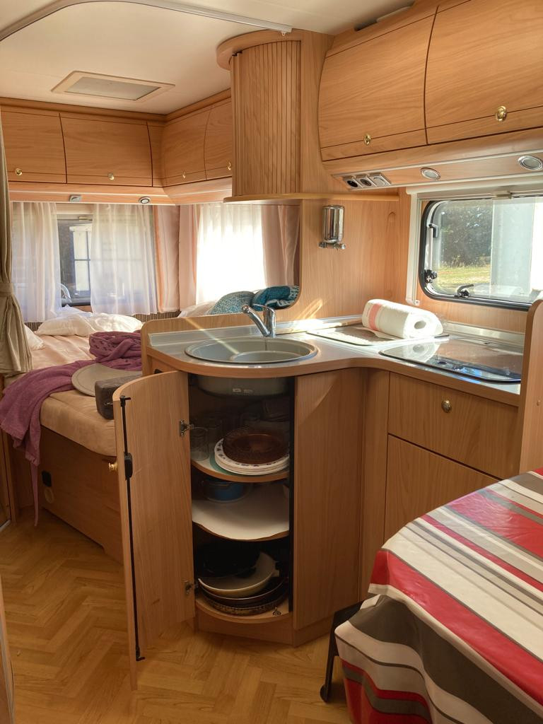 Vente BURSTNER SOLANO Mourjou, Auvergne-Rhône-Alpes (15) - Wikicampers